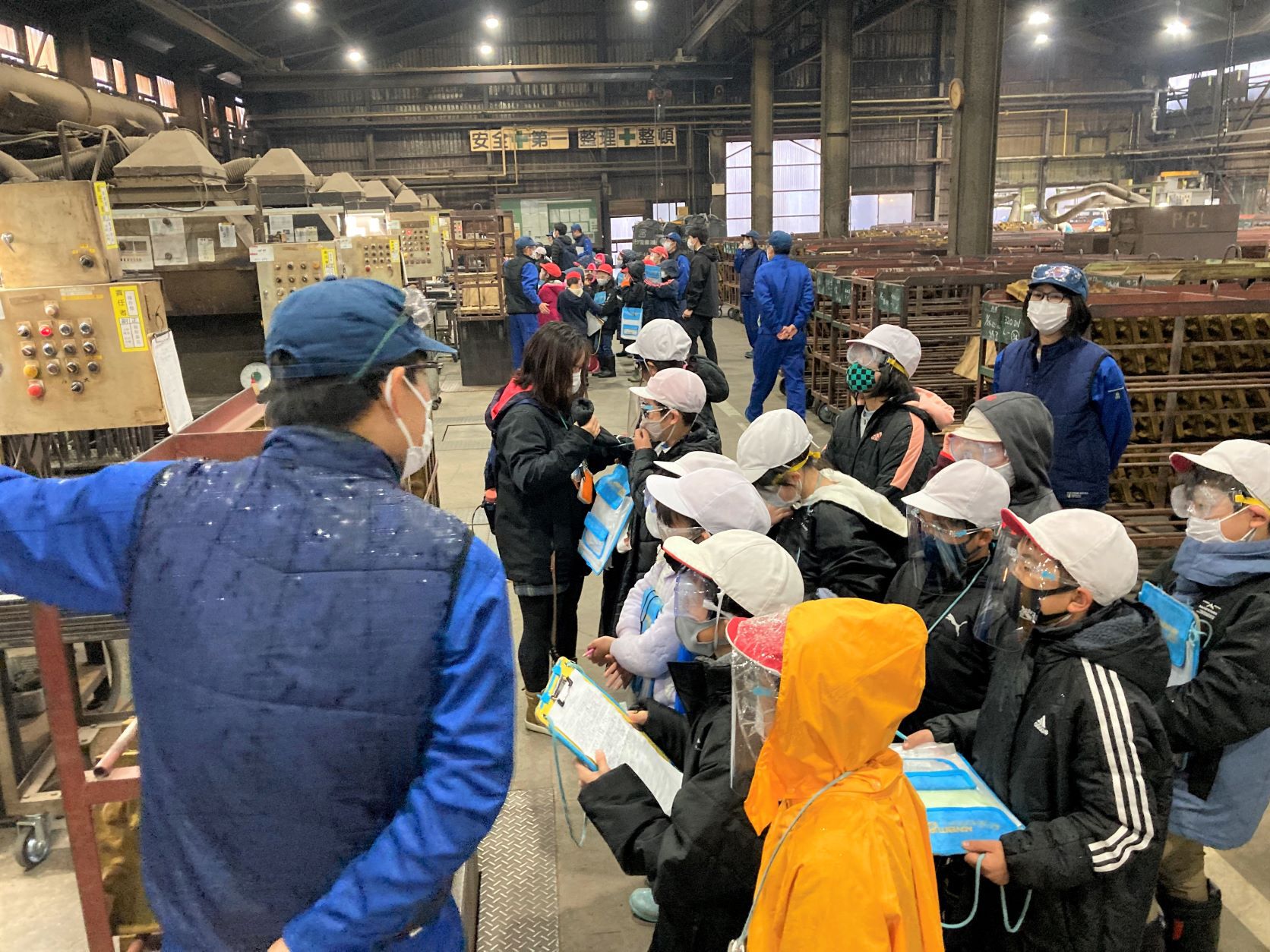 柏崎市立荒浜小学校3年生が工場見学に来てくれました